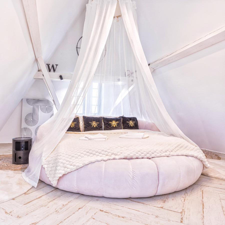 Ferienwohnung Magiczne Gniazdko Na Samym Rynku Breslau Exterior foto