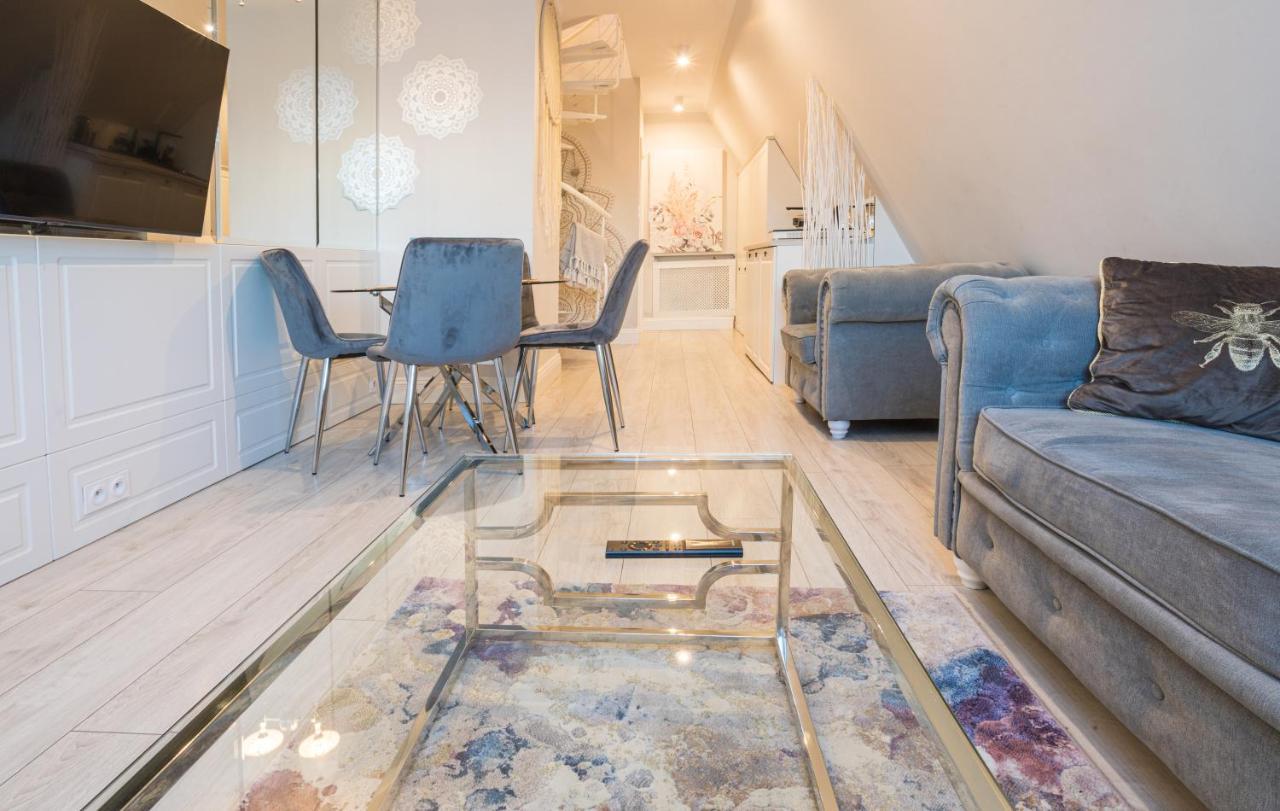 Ferienwohnung Magiczne Gniazdko Na Samym Rynku Breslau Exterior foto